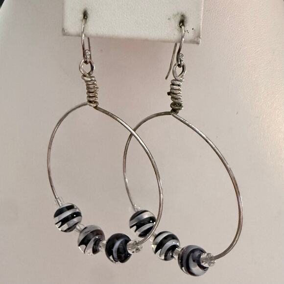 Artisan Handblown Black & White Glass Beaded Hoop Earrings - Picture 4 of 6